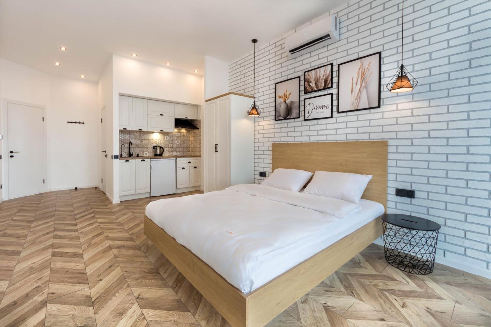 Design Apartments With Panoramic View Kiev Exteriör bild