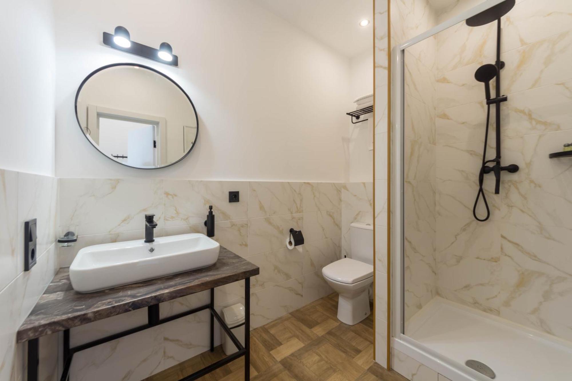 Design Apartments With Panoramic View Kiev Exteriör bild