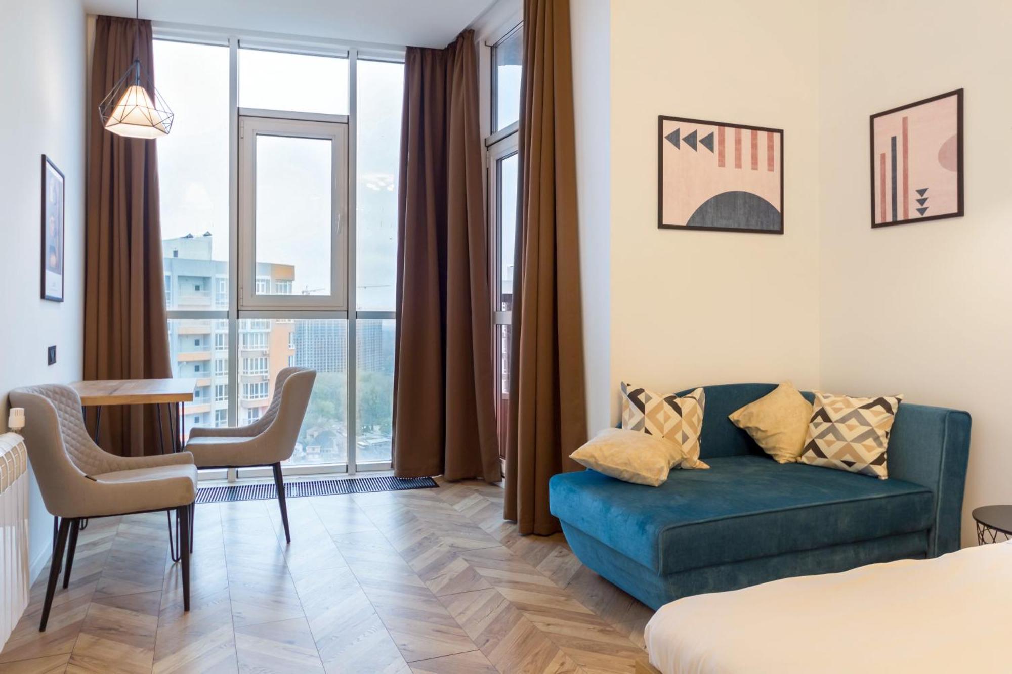 Design Apartments With Panoramic View Kiev Exteriör bild